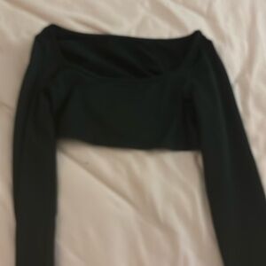 XS long sleeved crop top from shein